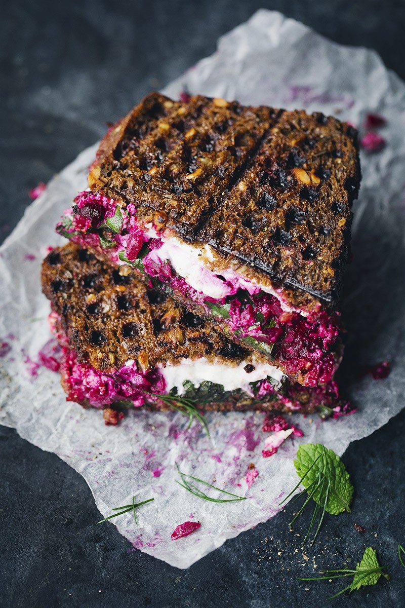 Beet_tartar_with_labneh_7